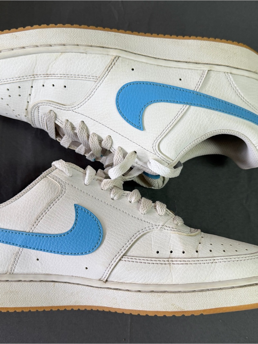 Nike Sneakers Size 8 - Beige